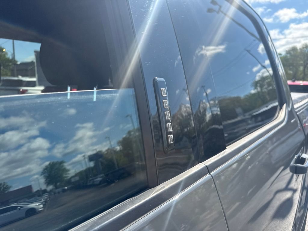 Used 2020 Ford F150 XLT w/ Equipment Group 302A Luxury AWD/4WD image 17