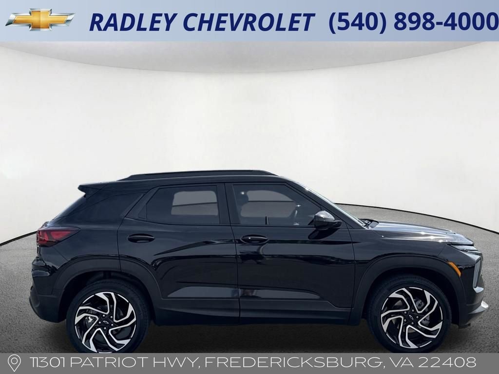Certified 2025 Chevrolet TrailBlazer RS w/ Convenience Package image 17