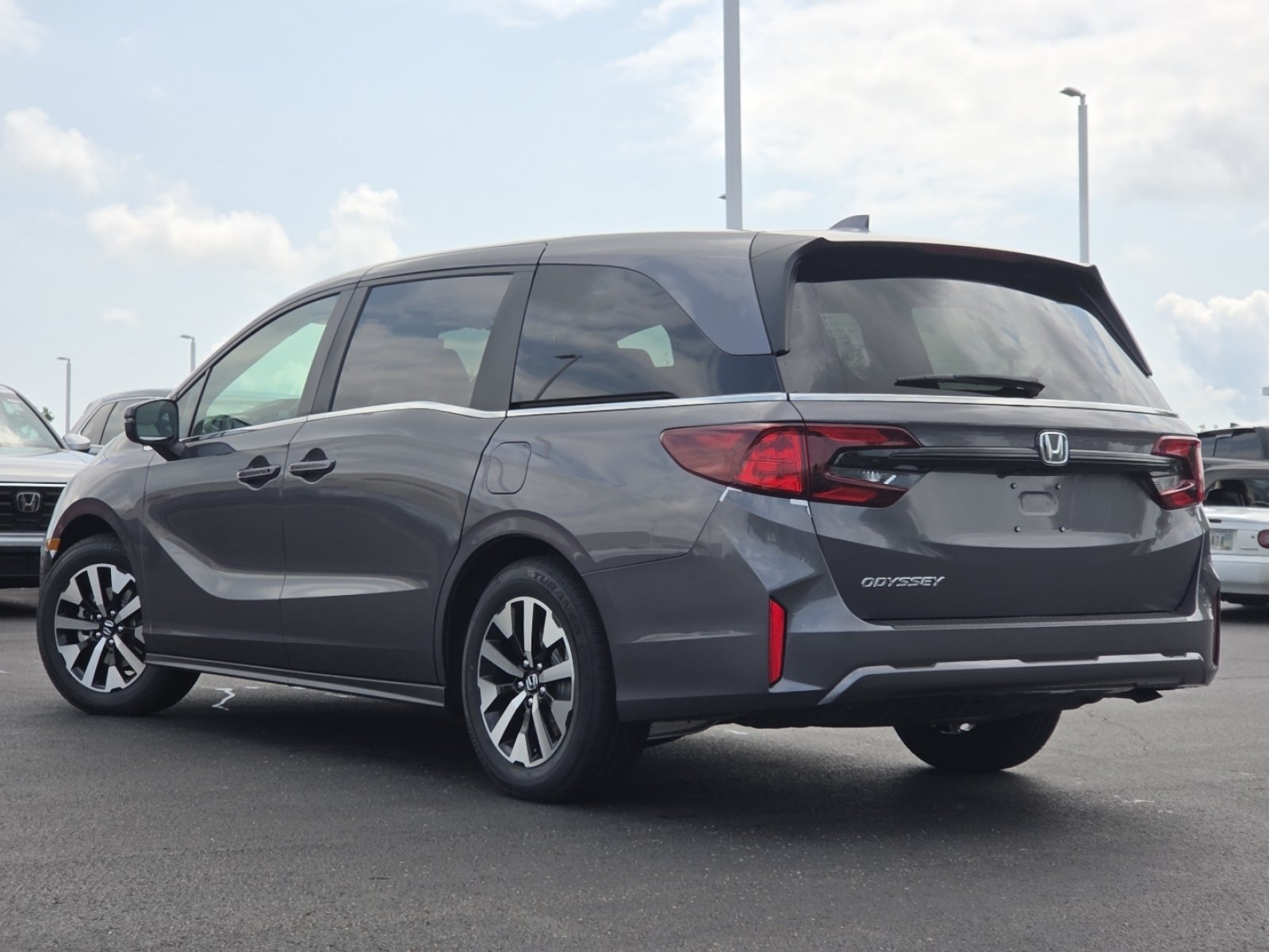 New 2026 Honda Odyssey EX-L image 17