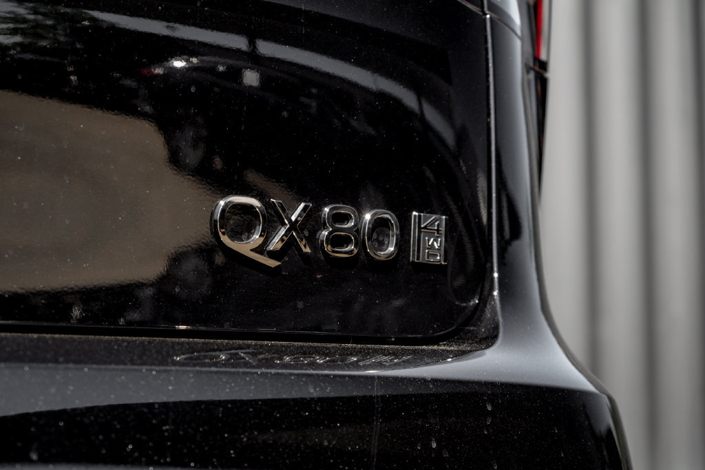 Certified 2026 INFINITI QX80 Autograph AWD/4WD image 9