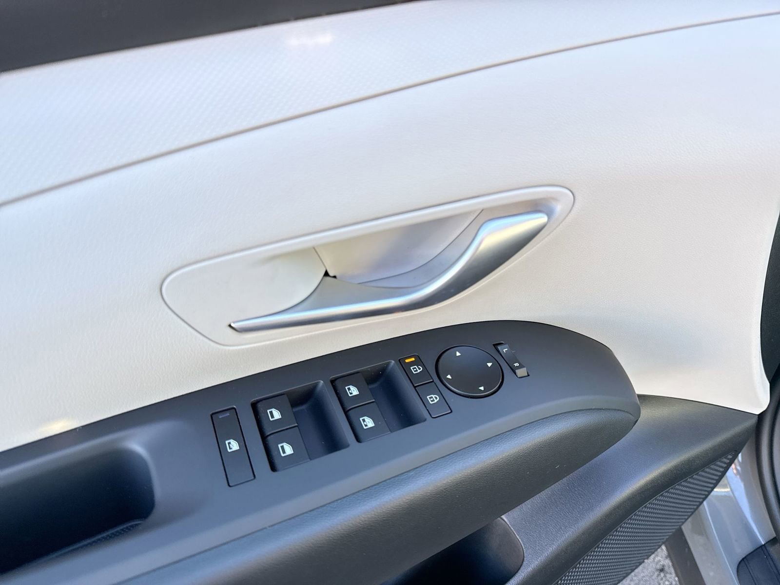 New 2026 Hyundai Tucson SEL image 15