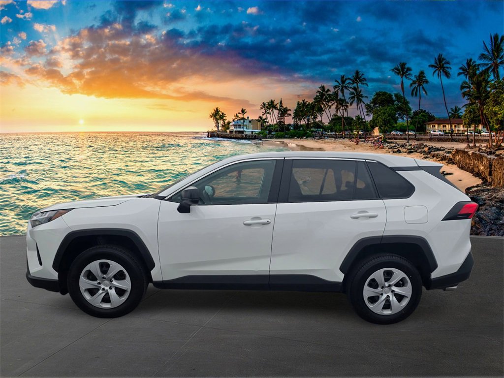 Used 2024 Toyota RAV4 LE image 8