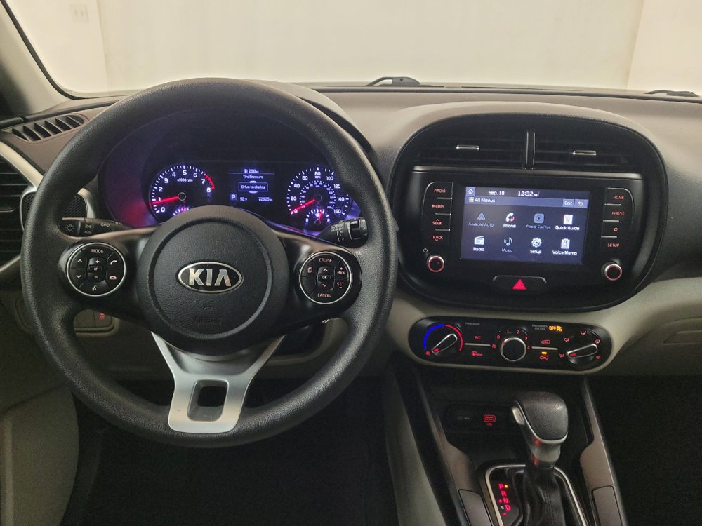 Used 2020 Kia Soul LX FWD image 22