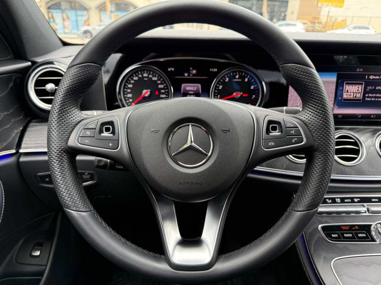 Used 2018 Mercedes-Benz E 300 image 37