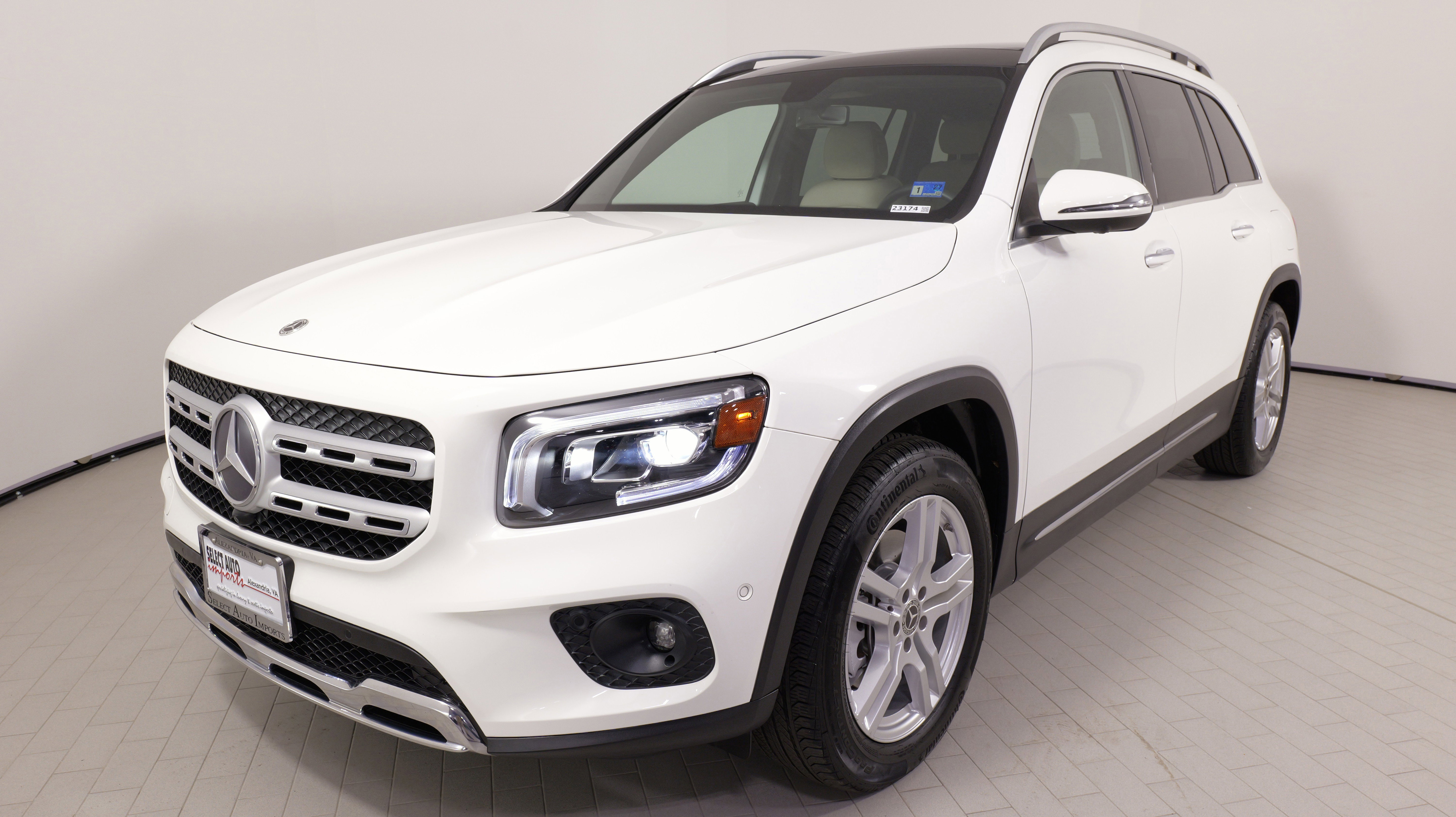 Used 2022 Mercedes-Benz GLB 250 4MATIC image 5