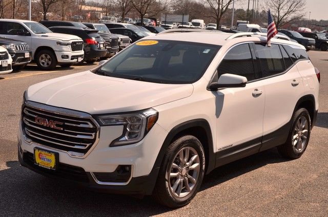 Used 2022 GMC Terrain SLT AWD/4WD image 4