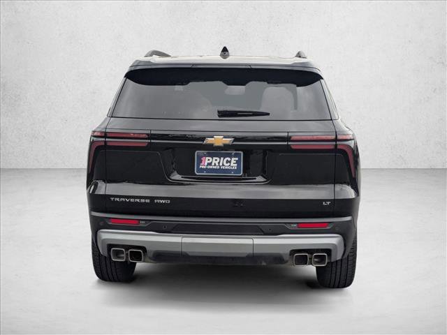 Used 2024 Chevrolet Traverse LT image 7