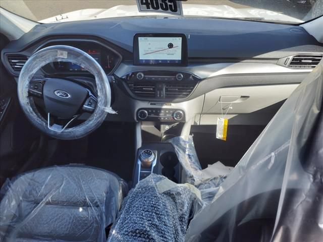 New 2025 Ford Escape Active w/ Cold Weather Package AWD/4WD image 9