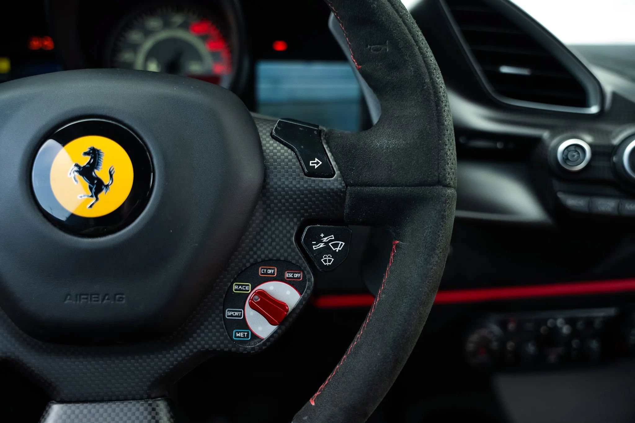 Used 2020 Ferrari 488 Pista Coupe RWD image 25