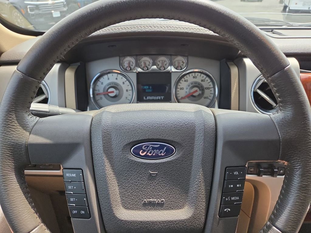 Used 2010 Ford F150 Lariat RWD image 11