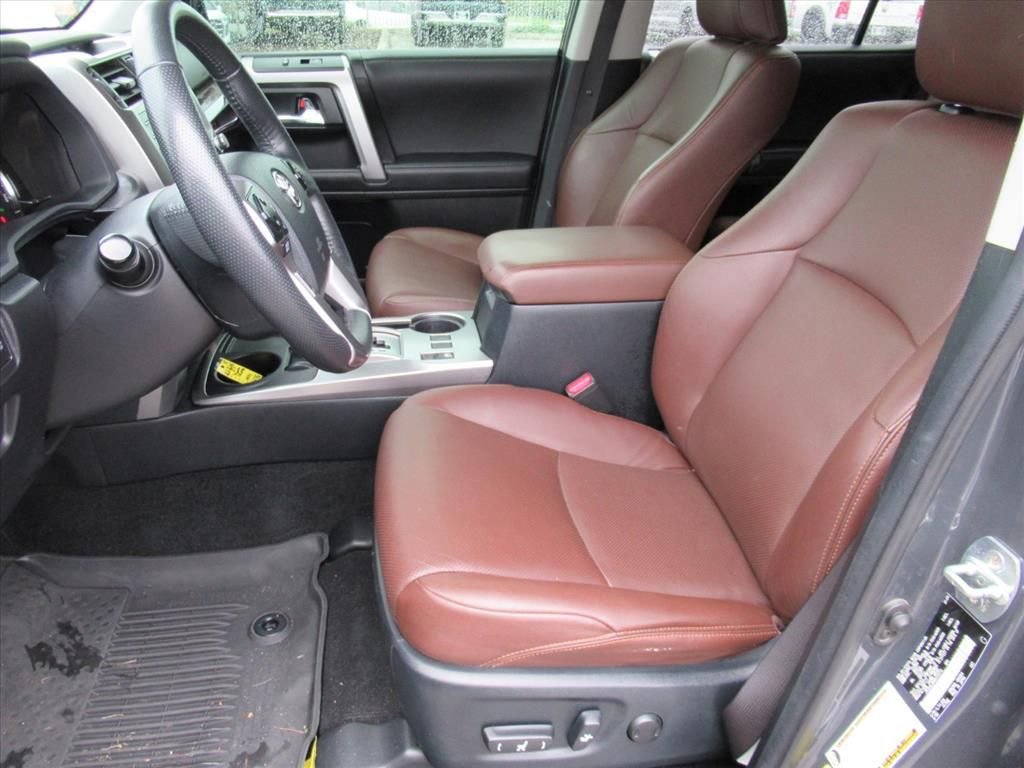 Used 2024 Toyota 4Runner Limited image 17