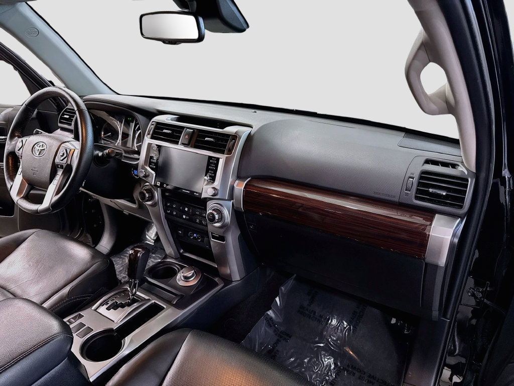 Used 2023 Toyota 4Runner Limited AWD/4WD image 35