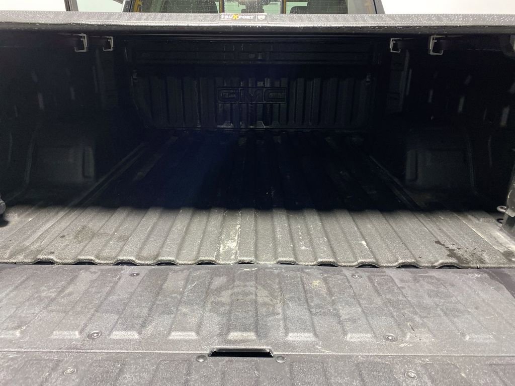 Used 2023 GMC Sierra 1500 SLT w/ SLT Premium Plus Package image 22