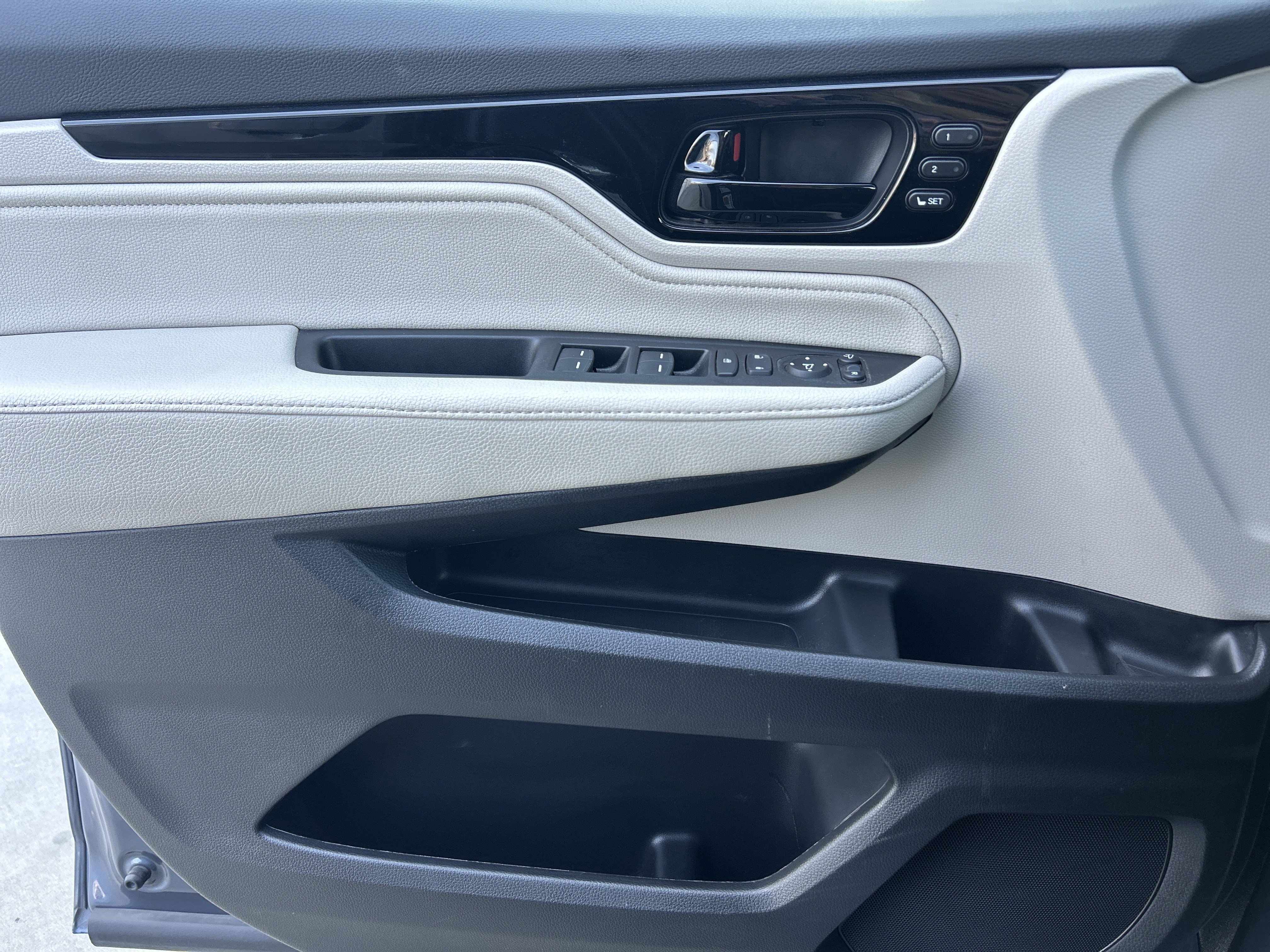 Certified 2025 Honda Odyssey Elite image 23