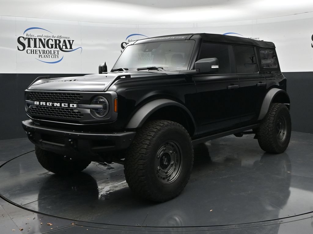 Used 2023 Ford Bronco Badlands AWD/4WD image 3