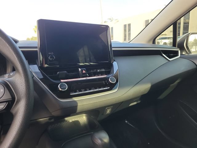 Used 2026 Toyota Corolla LE FWD image 22