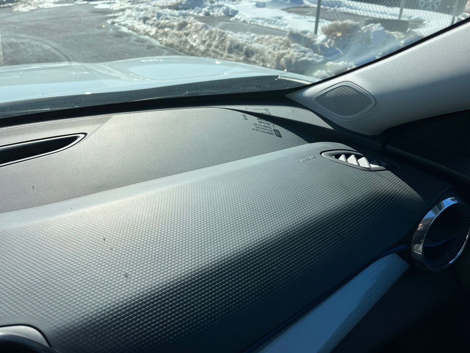 Used 2025 Chevrolet Trax LT image 35