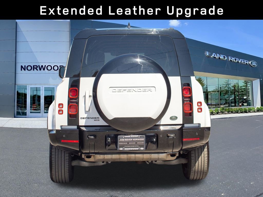 Used 2023 Land Rover Defender 110 X-Dynamic SE image 5