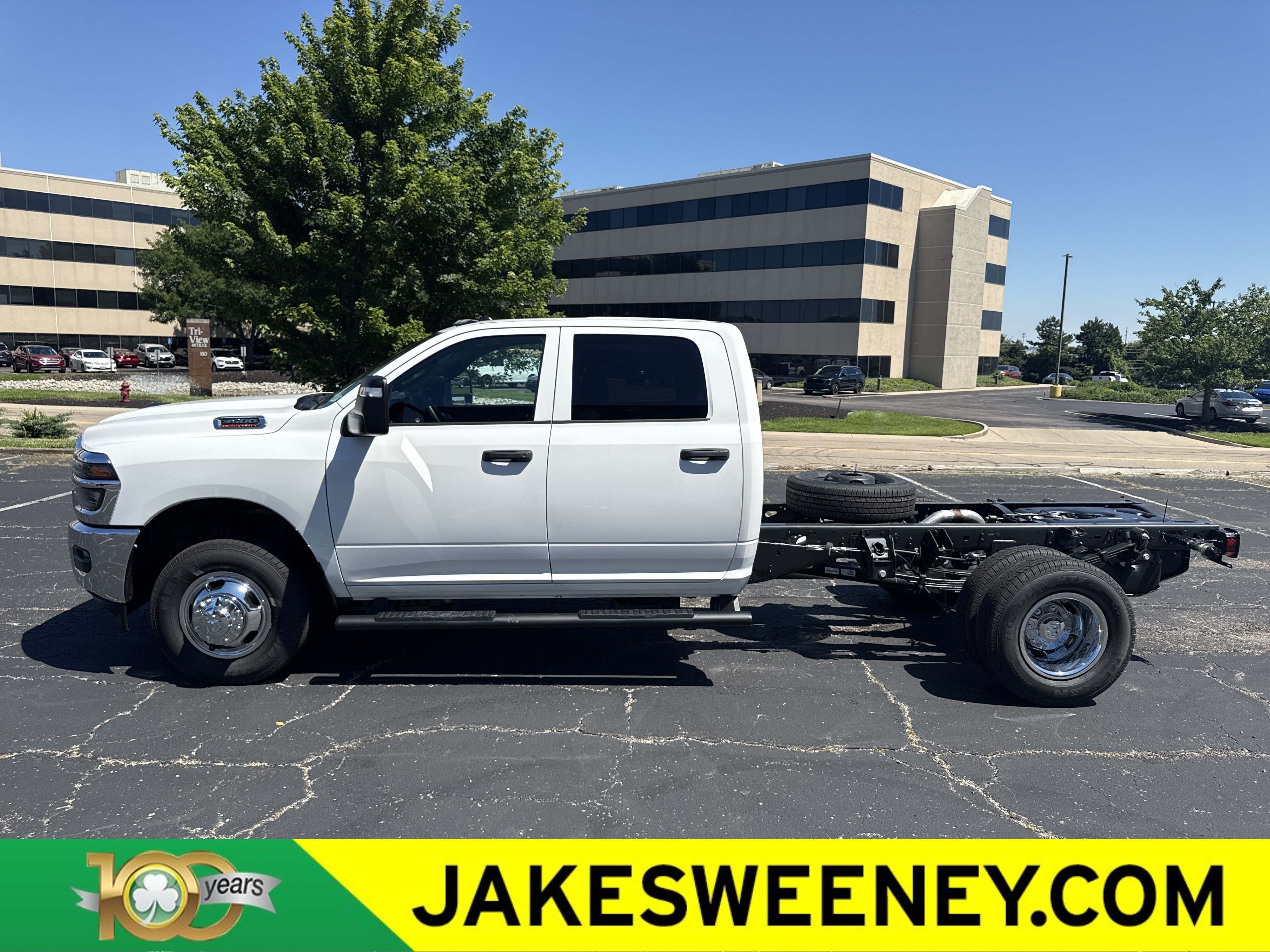 New 2026 RAM 3500 Tradesman w/ Chrome Appearance Group A AWD/4WD image 5