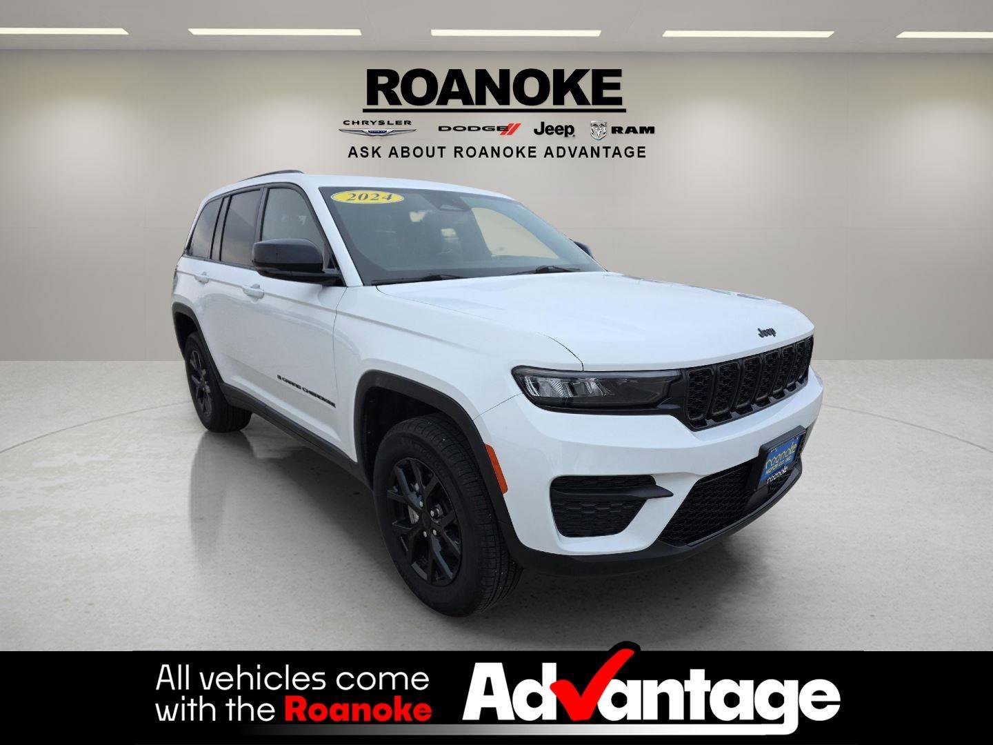 Used 2024 Jeep Grand Cherokee Altitude image 10