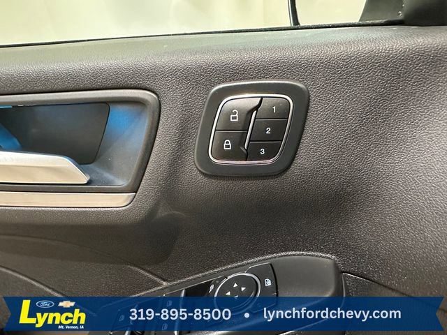 Used 2023 Ford Escape Platinum w/ Premium Technology Package image 7