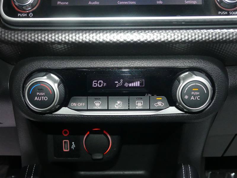 Used 2019 Nissan Kicks SV FWD image 38