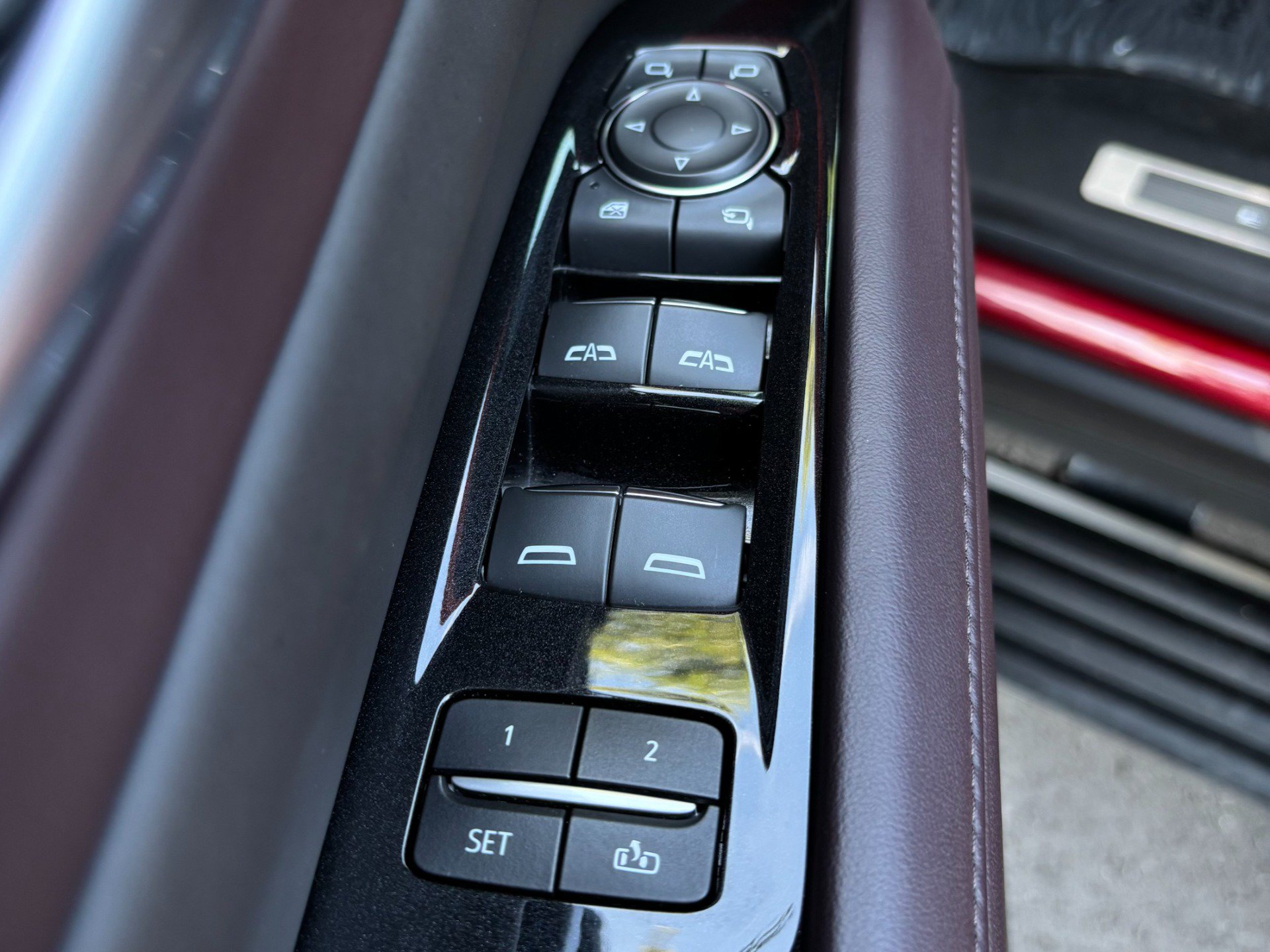 Used 2023 Cadillac Escalade ESV V AWD/4WD image 56