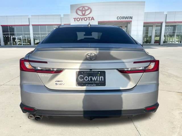 Used 2025 Toyota Camry LE FWD image 4