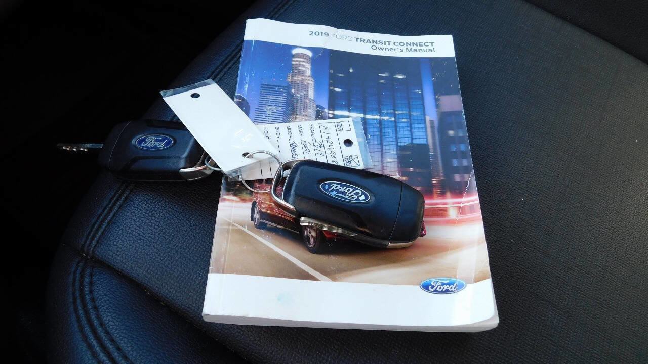 Used 2019 Ford Transit Connect XL image 36