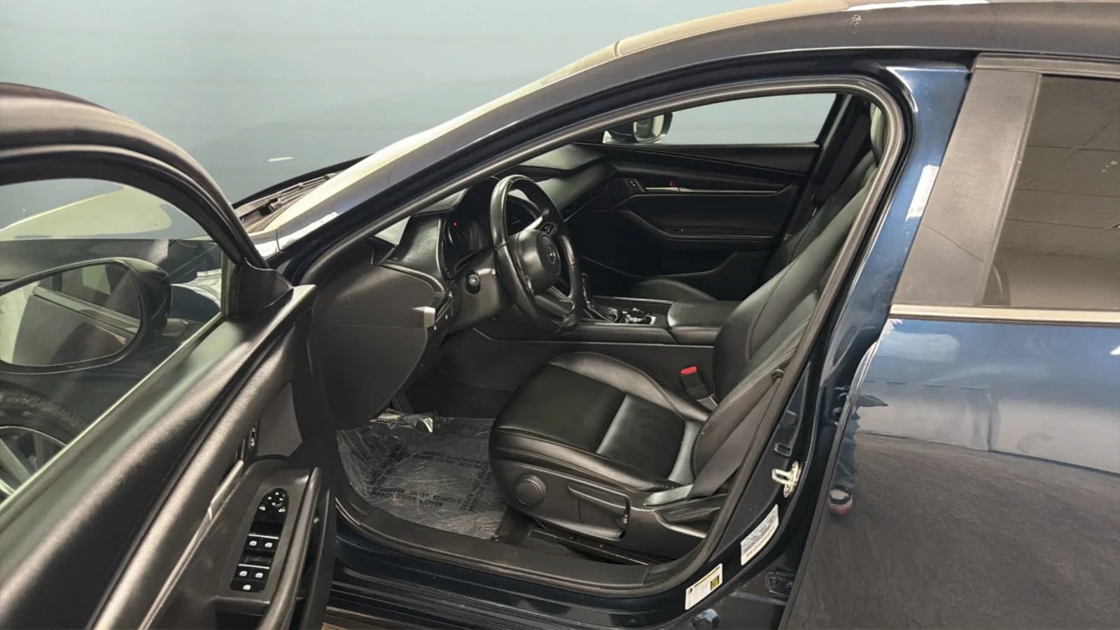 Used 2022 MAZDA MAZDA3 s FWD image 20