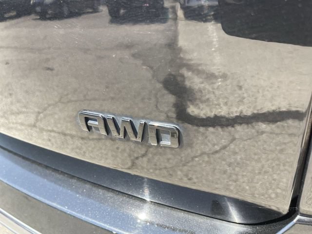 Used 2019 Chevrolet Traverse Premier w/ Redline Edition AWD/4WD image 9
