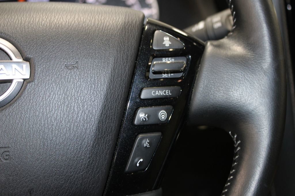 Used 2024 Nissan Armada SL w/ Captain's Chairs Package image 45