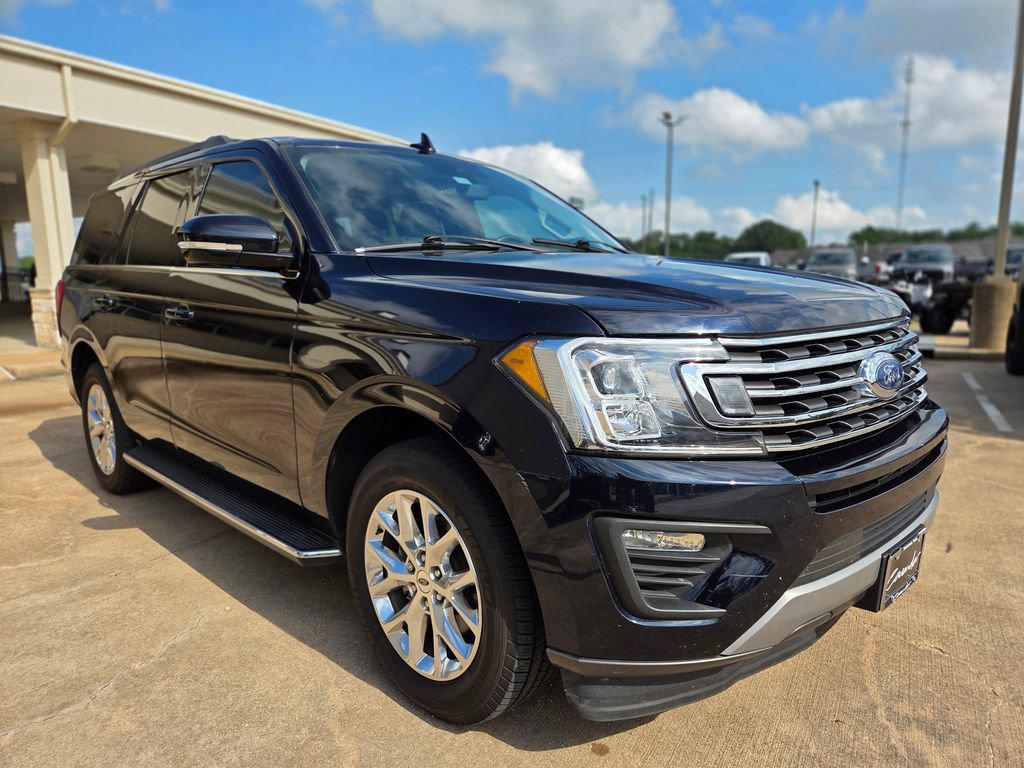 Used 2021 Ford Expedition XLT RWD image 3
