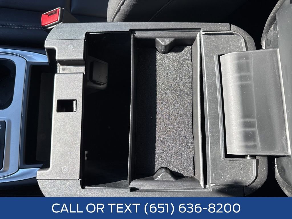 Used 2022 Ford Explorer XLT w/ Equipment Group 202A image 15