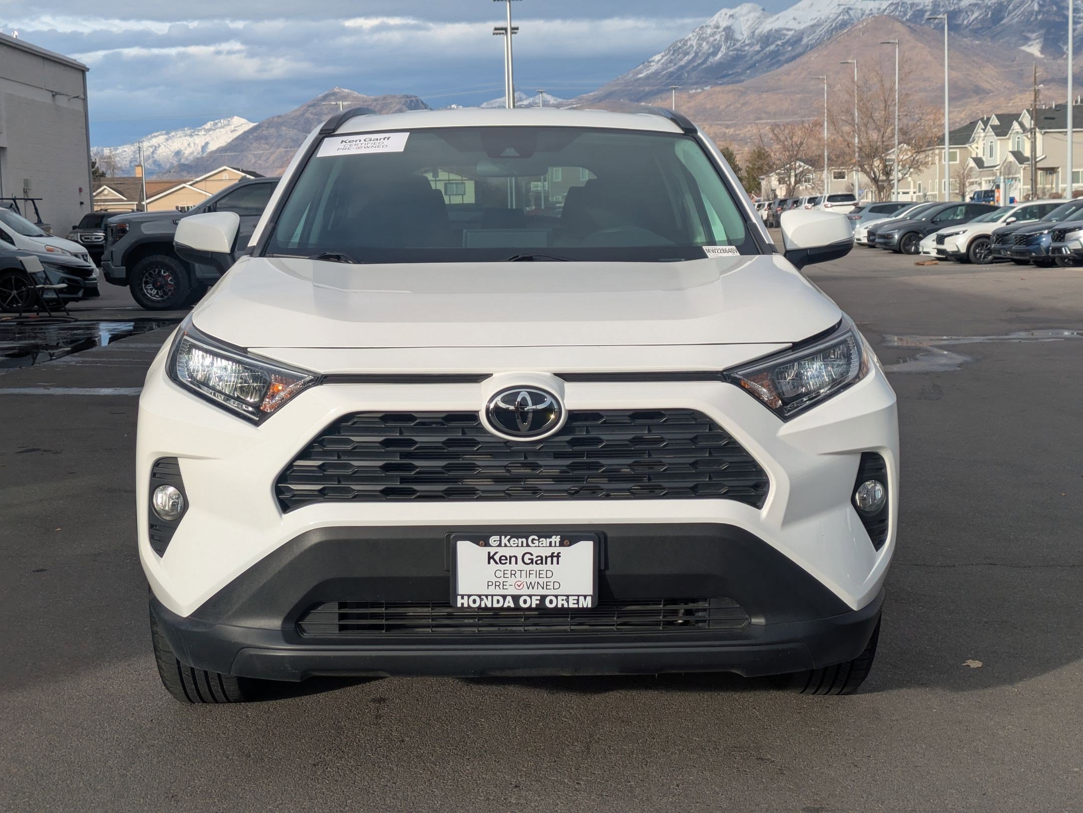 Used 2021 Toyota RAV4 XLE w/ Carpet Mat Package (TMS) image 12