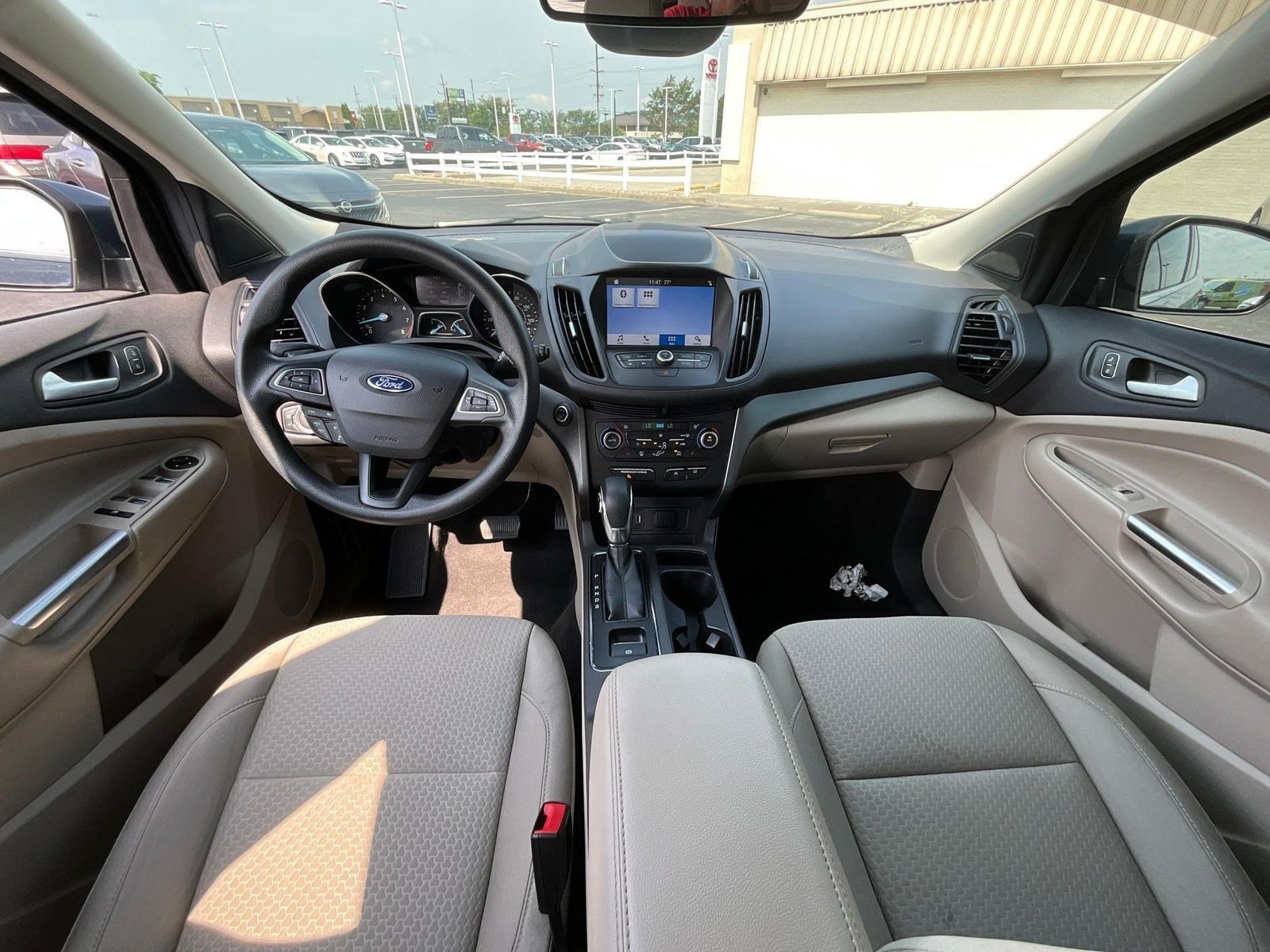 Used 2019 Ford Escape SE FWD image 7