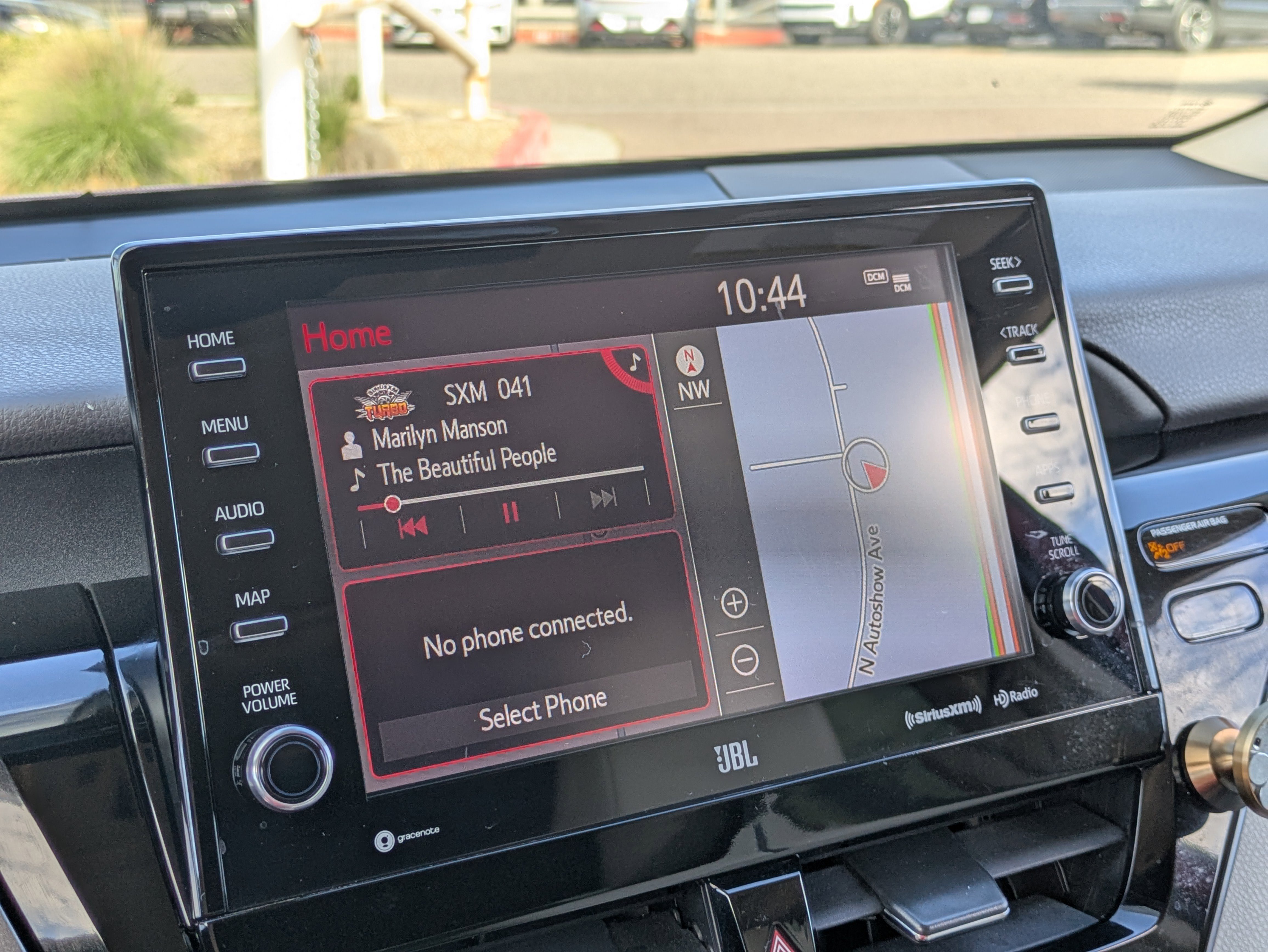 Used 2022 Toyota Camry XLE image 21