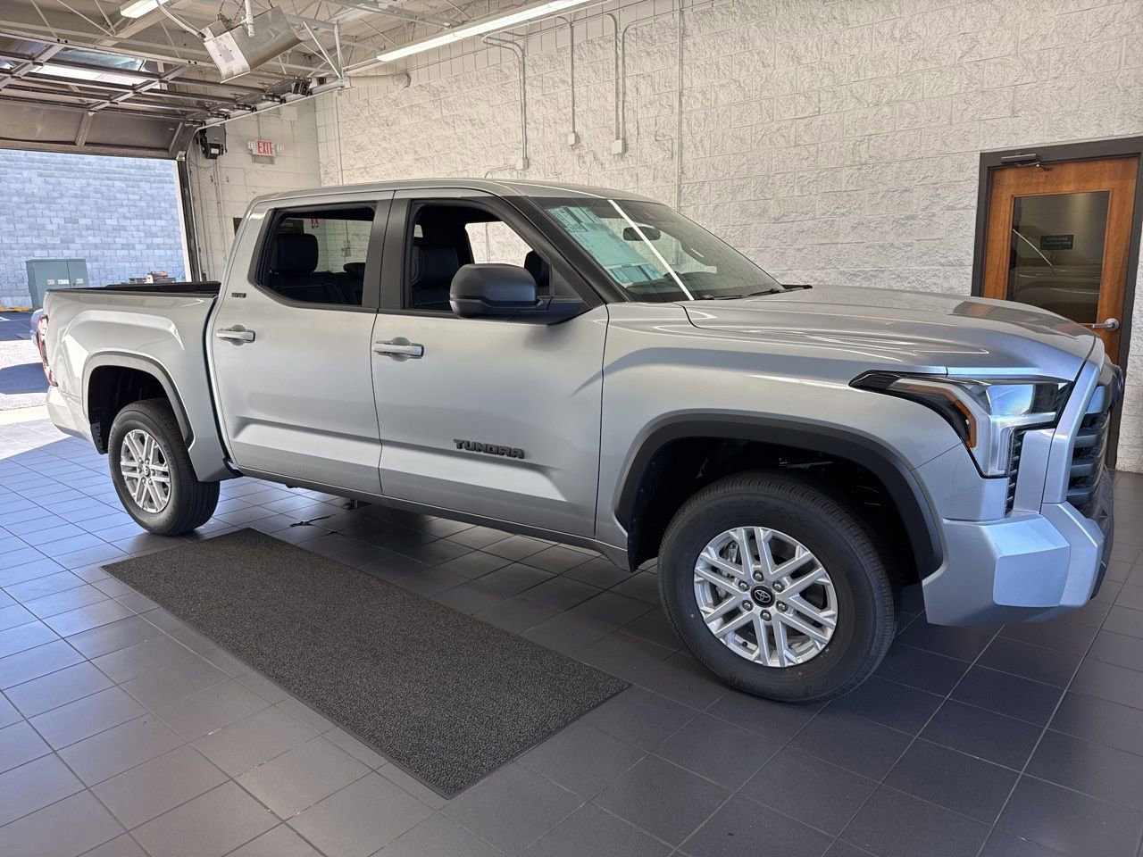 New 2026 Toyota Tundra SR5 AWD/4WD image 1