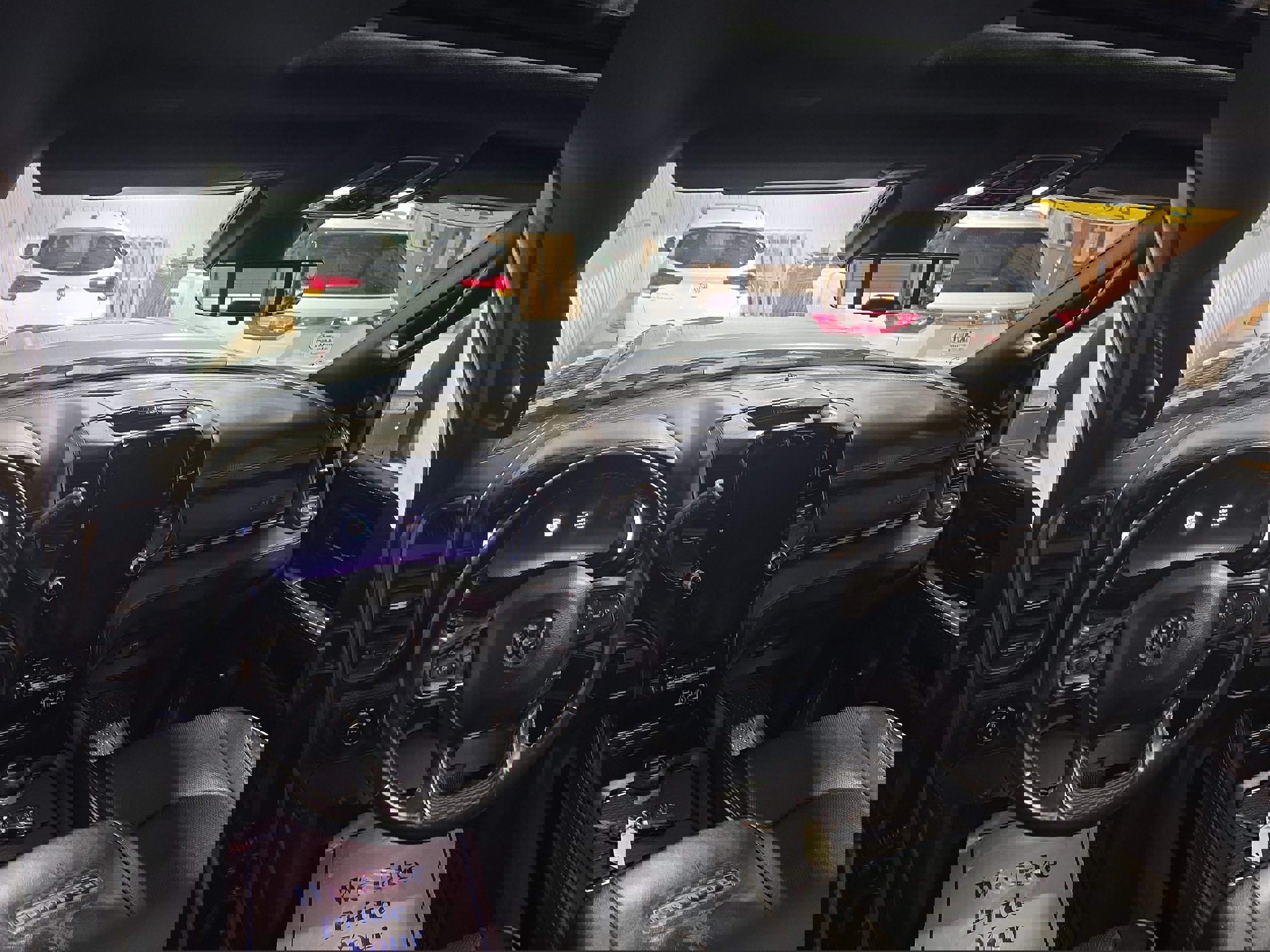 Used 2023 RAM 3500 Limited image 15