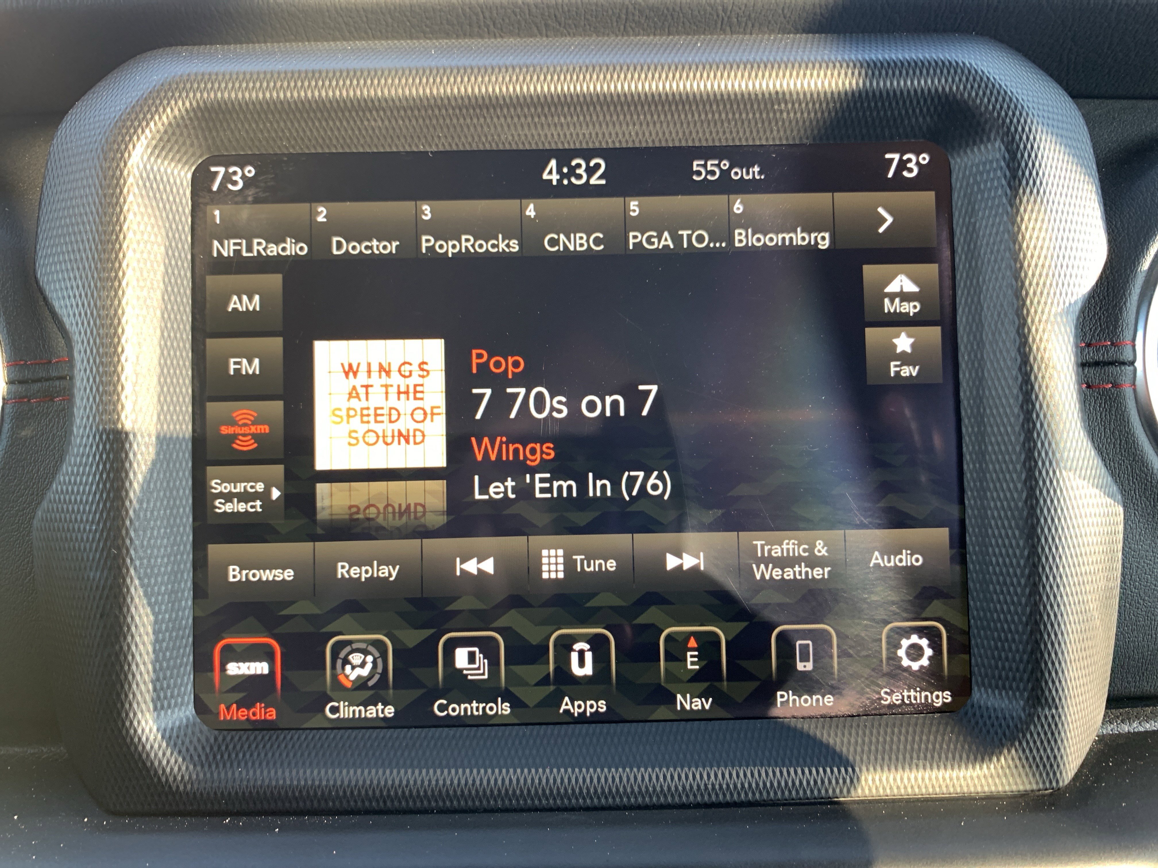 Used 2023 Jeep Wrangler Unlimited Rubicon image 23