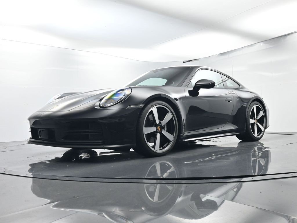 Used 2025 Porsche 911 Carrera w/ Premium Package image 43