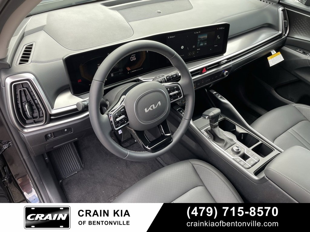 New 2025 Kia Sorento S image 10