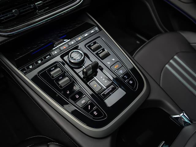 New 2026 Aston Martin DBX 707 AWD/4WD image 9