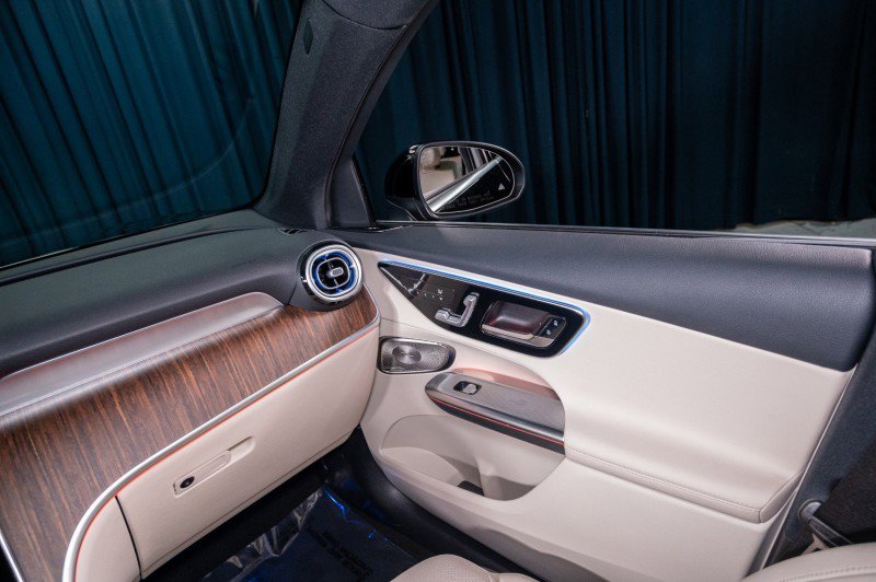 Certified 2026 Mercedes-Benz GLC 300 image 21