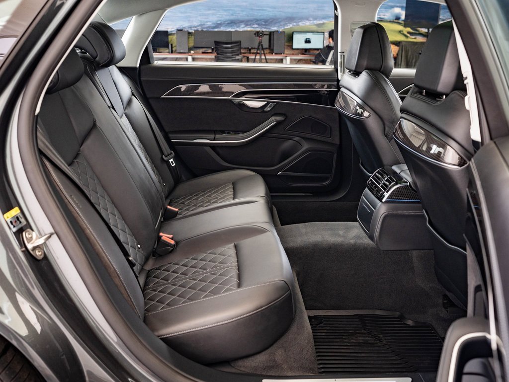 Certified 2022 Audi S8 image 37