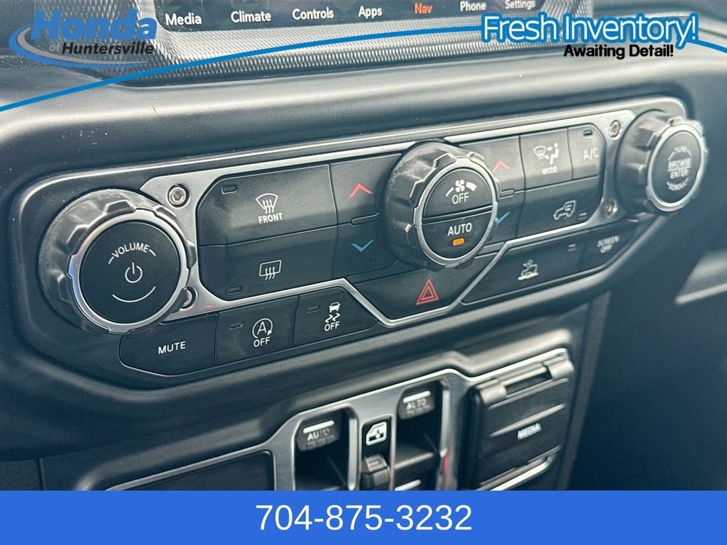 Used 2020 Jeep Gladiator Overland AWD/4WD image 17