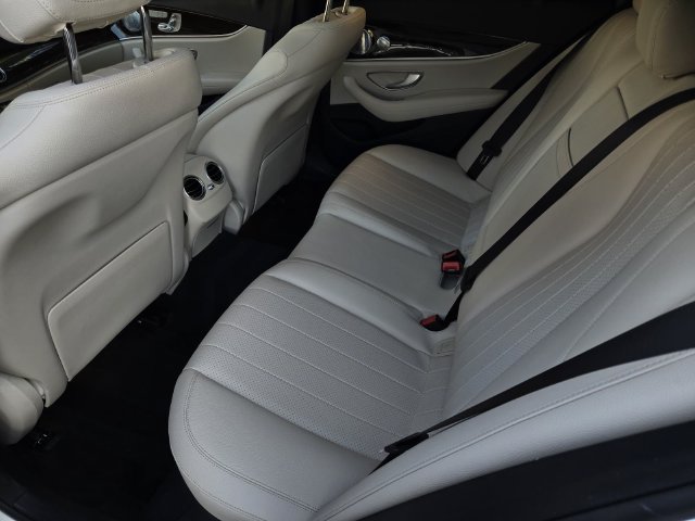 Used 2021 Mercedes-Benz E 350 Sedan image 12
