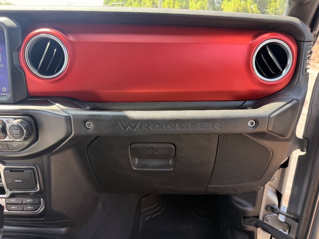 Used 2021 Jeep Wrangler Unlimited Rubicon AWD/4WD image 26