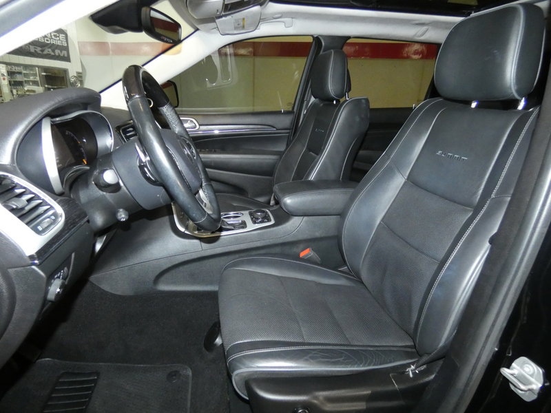 Used 2020 Jeep Grand Cherokee Summit image 11