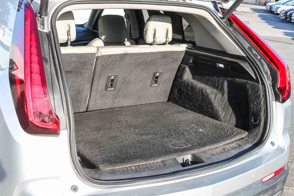 Used 2020 Cadillac XT4 Premium Luxury image 31